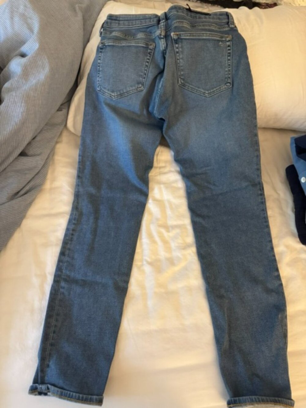 Comfortable jeans! - Picture 3 of 3